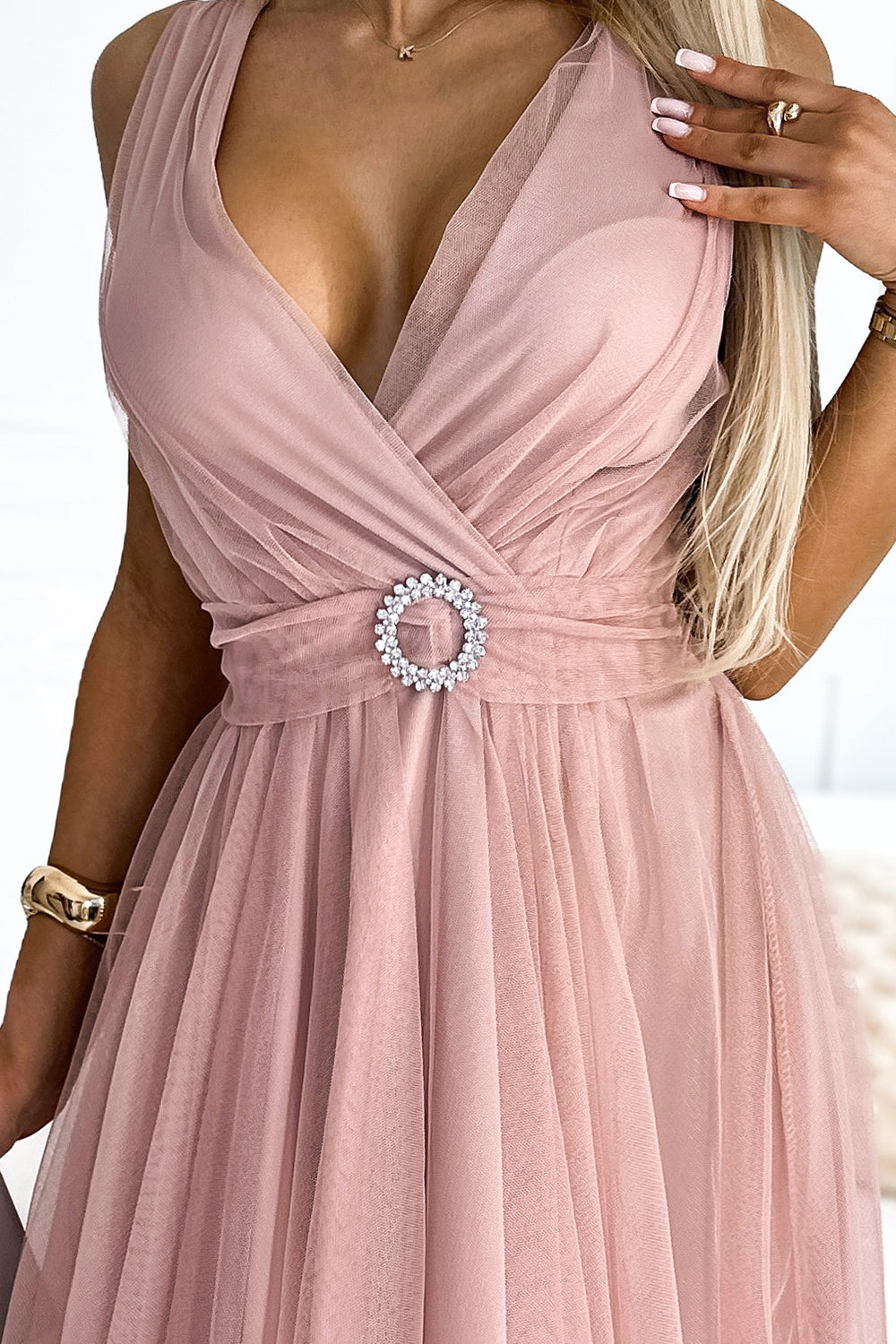 Numoco Basic 525-2 OLGA tulle dress with a neckline and decorative buckle - dirty pink-4