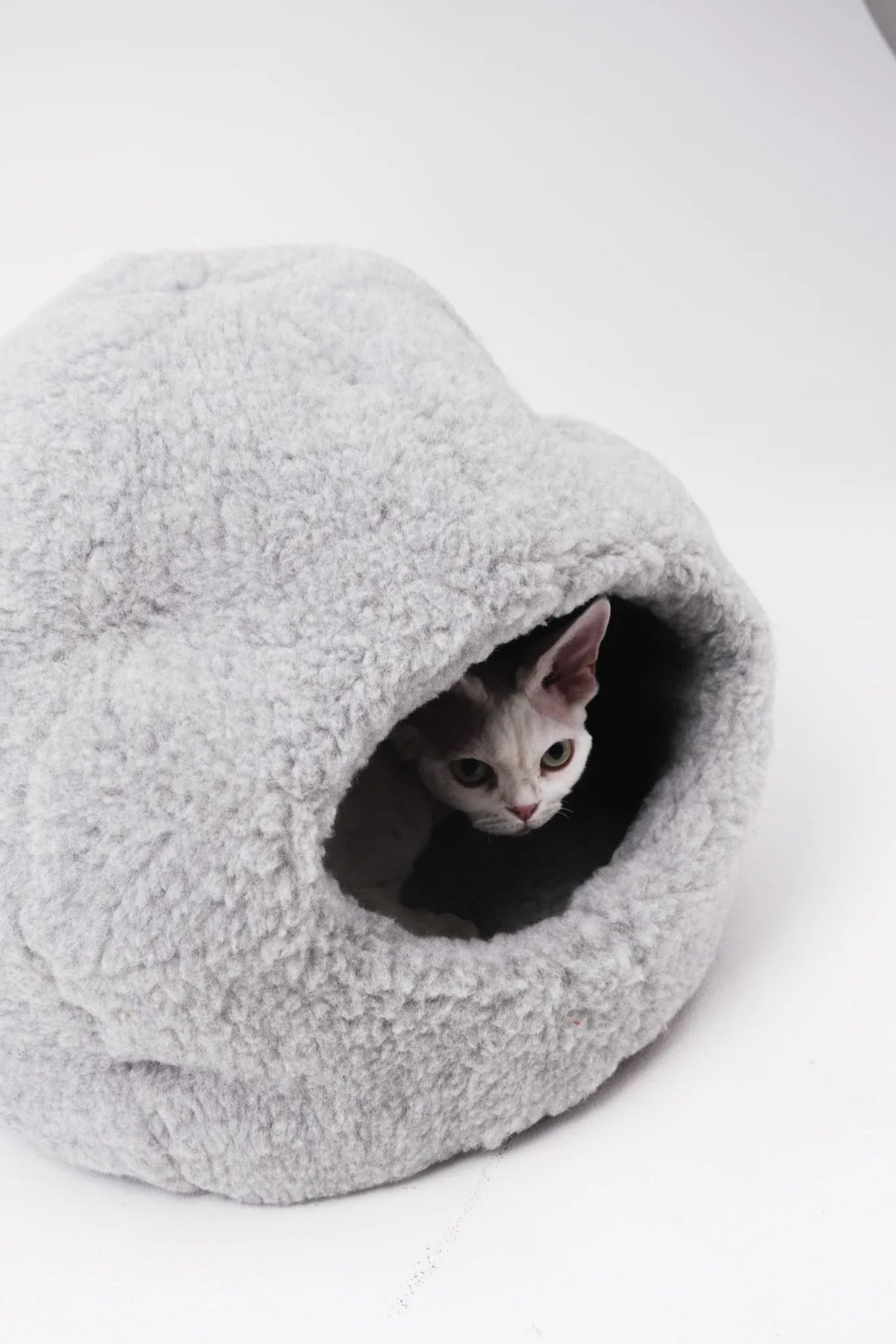 Nest Natural Woolen Pet Bed - Gray-4