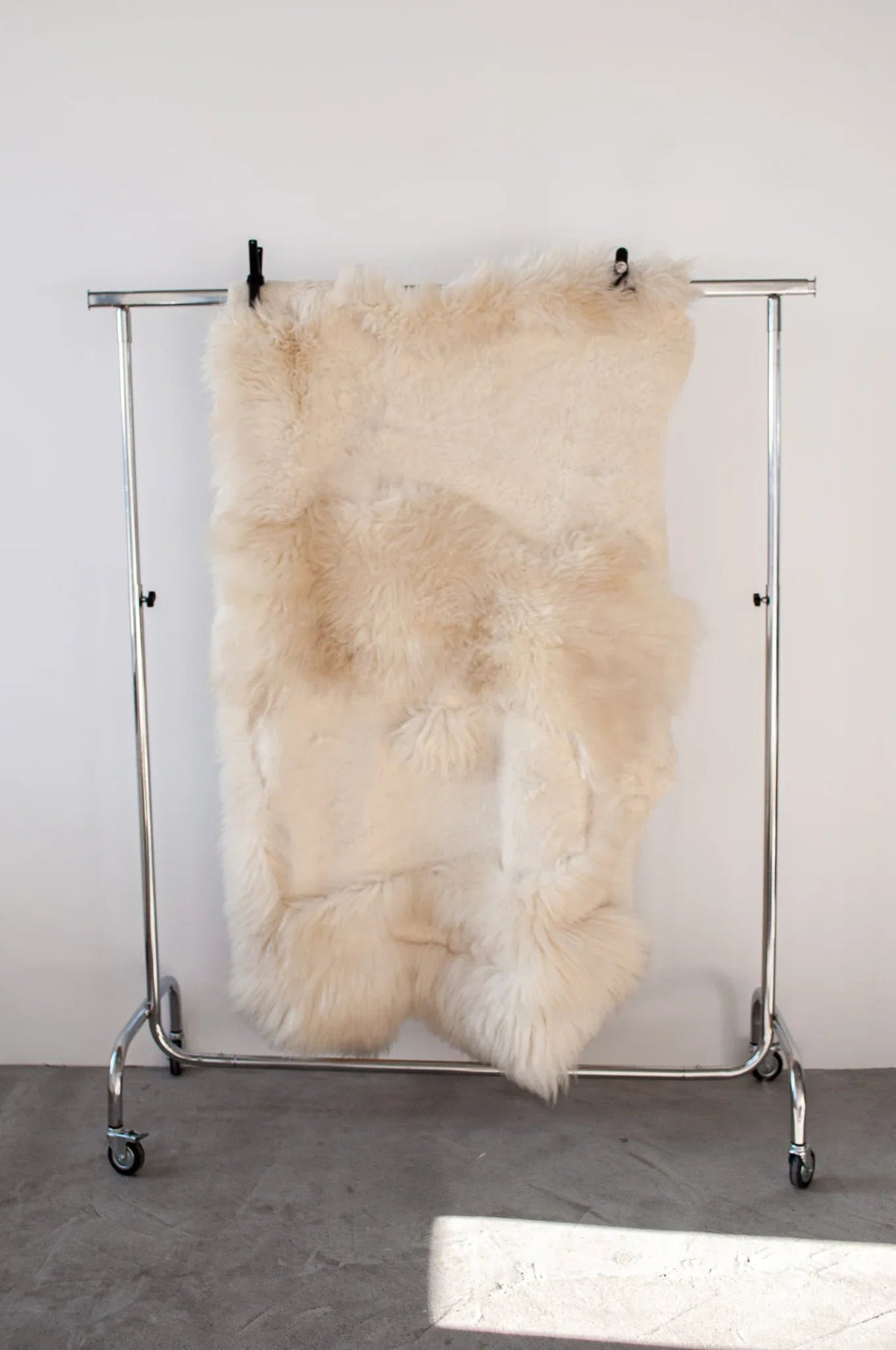 Natural Sheepskin Ivory Carpet - Irregular-1