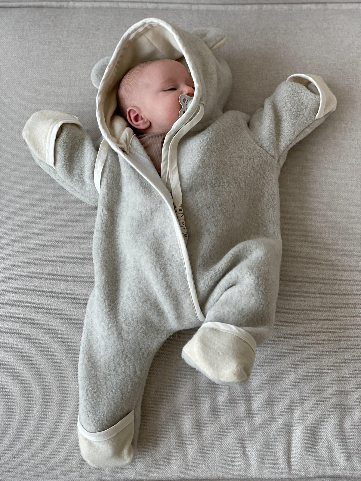 Newborn Gift Set: welcome to the world!-1