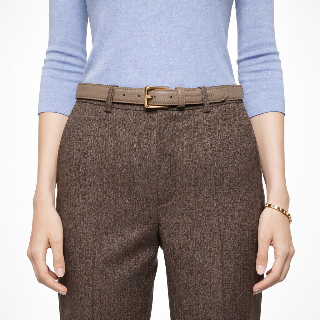 RB4022AQ | Women's Belt Made in Italy in Genuine Dollar Grain Leather. Polished Gold-Finish Buckle. Taupe Color. Dimensions: 115 x 2.5 x 0.5 cm (waistline 100 cm)-3