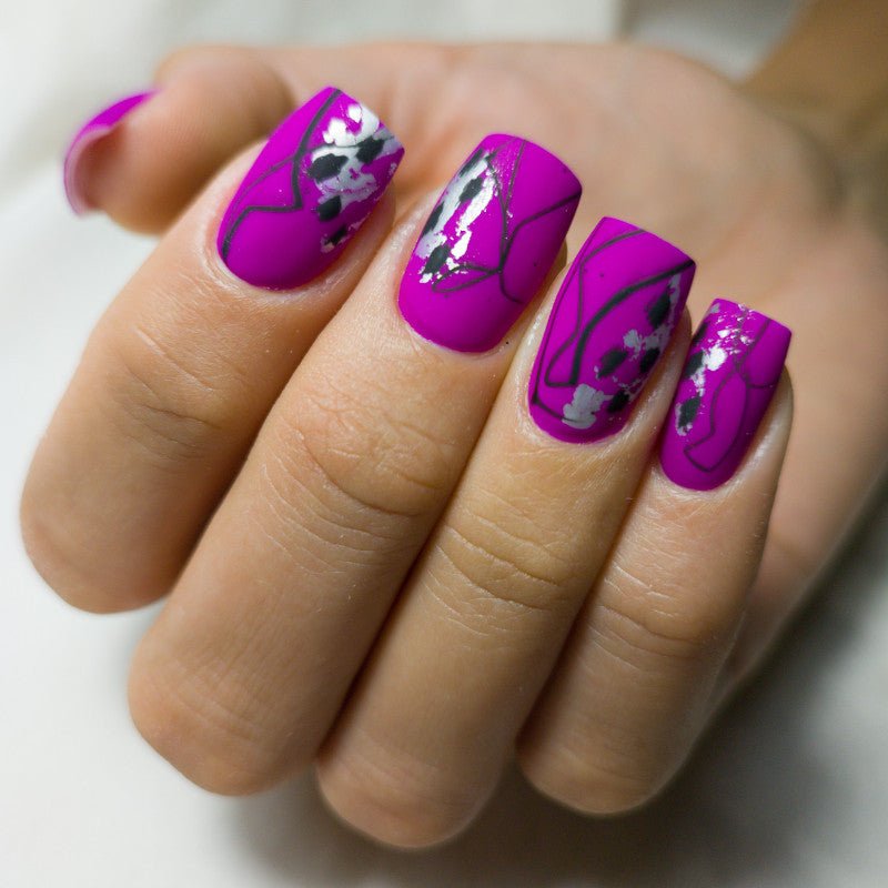 Gel Polish – Neon Purple – DN154 – 4ml – HEMA Free - Mio NEGOZIO 🌹💐Diamond NailsDiamond Nails