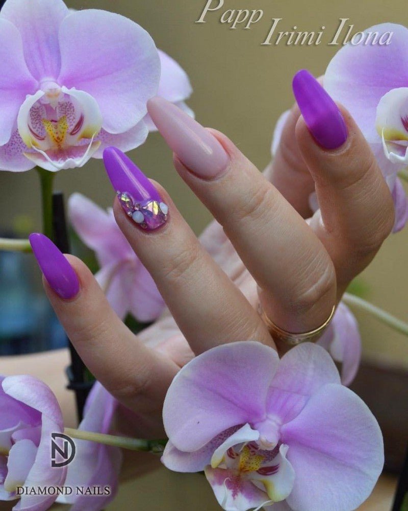 Gel Polish – Neon Purple – DN154 – 4ml – HEMA Free - Mio NEGOZIO 🌹💐Diamond NailsDiamond Nails