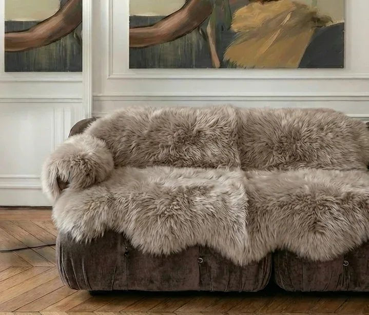 Genuine Beige Sheepskin Couch Cover for Dogs — Natural Sofa Protector (Plastic-Free) - Mio NEGOZIO 🌹💐MellowConceptStoreMellowConceptStore