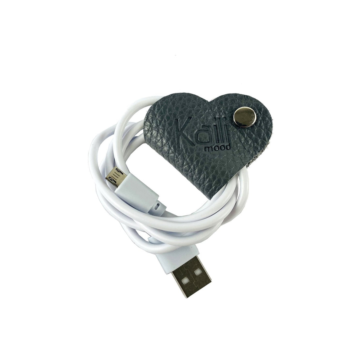 K0039FB | Avvolgicavo Cuore Made in Italy in Vera Pelle pieno fiore, grana dollaro - Colore Grigio - Dimensioni: cm 5 x 8 x 0,5 - Confezione: Gift Box rigido fondo/coperchio - Mio NEGOZIO 🌹💐Kaili moodKaili mood