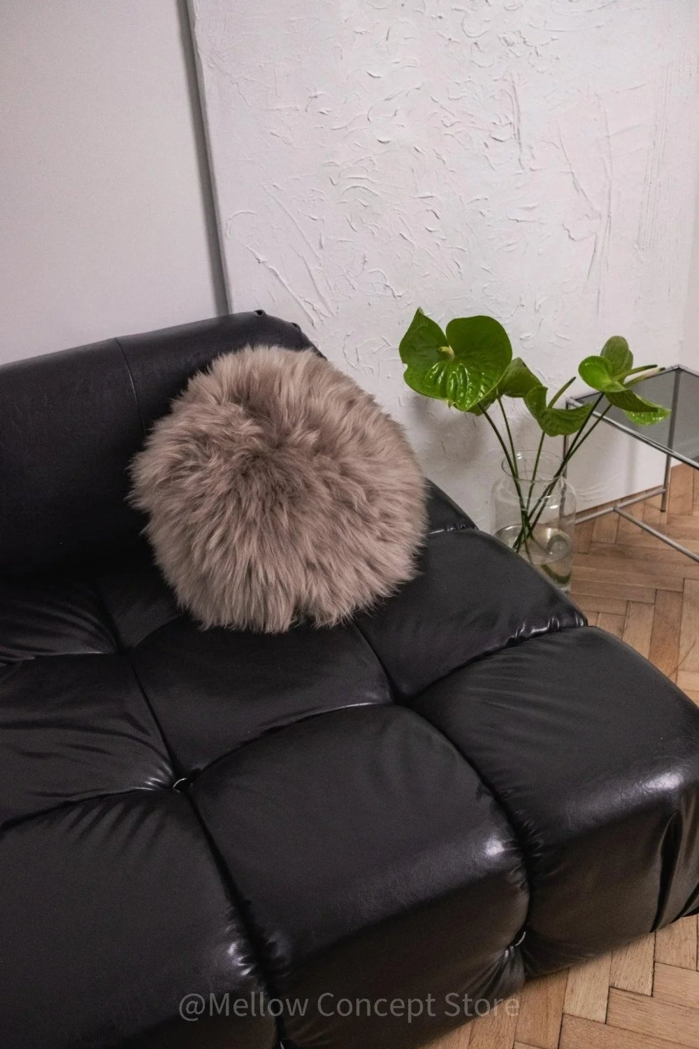 Round Natural Sheepskin Pillow - Greige - Mio NEGOZIO 🌹💐MellowConceptStoreMellowConceptStore